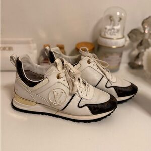Louis Vuitton Cream and Brown Monogram Accent Sneakers
